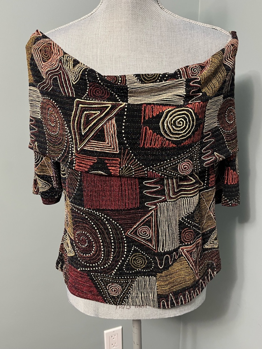 JOSEPH RIBKOFF trends Off-Shoulder Geometric Print Top blouse women’s size 12